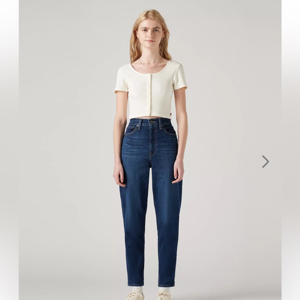 LEVIS’s MOM JEAN 25 ITALIAN DENIM HIGH WAIST VINTAGE‎ INSPIRED 80’s TAPERED LEG